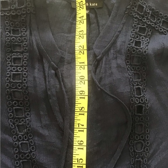 Ellie & Kate Navy Blue Long Sleeve Open Cutwork V-Neck Top w/Tassels, Size L - Picture 13 of 14